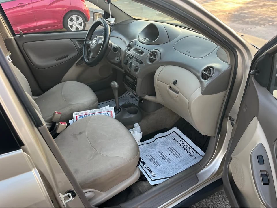 2005 Toyota Echo - Image 5 of 8