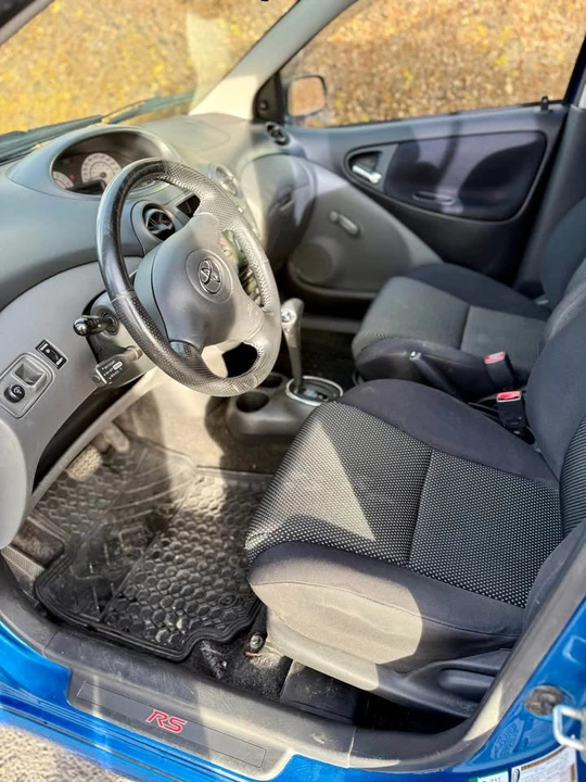 2005 Toyota Echo - Image 11 of 12