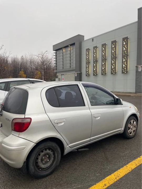 2005 Toyota Echo - Image 2 of 6