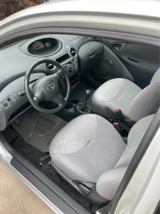 2005 Toyota Echo - Image 2 of 5