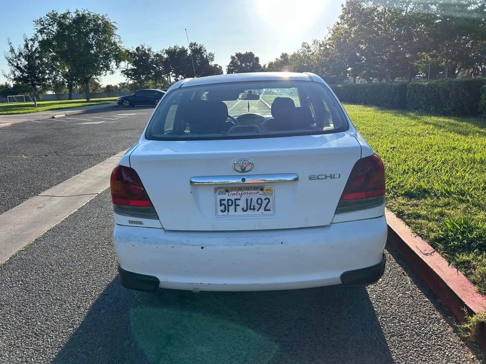2005 Toyota Echo - Image 6 of 12