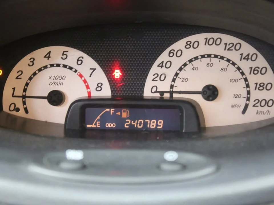 2005 Toyota Echo - Image 10 of 12