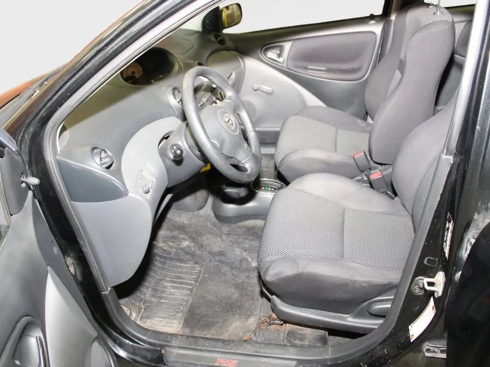 2005 Toyota Echo - Image 8 of 12