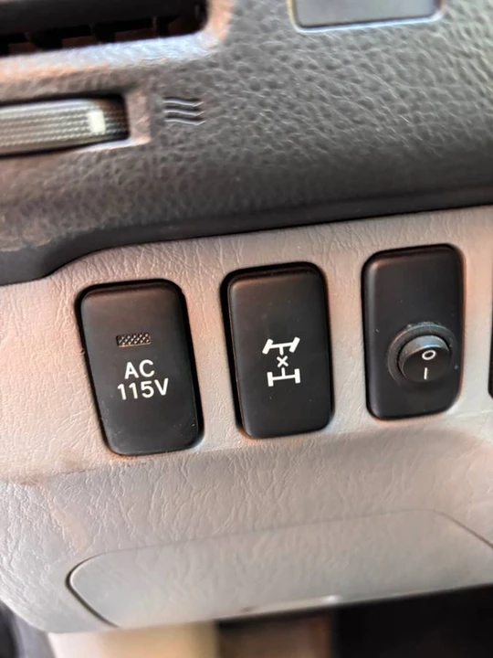 2005 Toyota 4Runner 4th Gen - Image 8 of 9