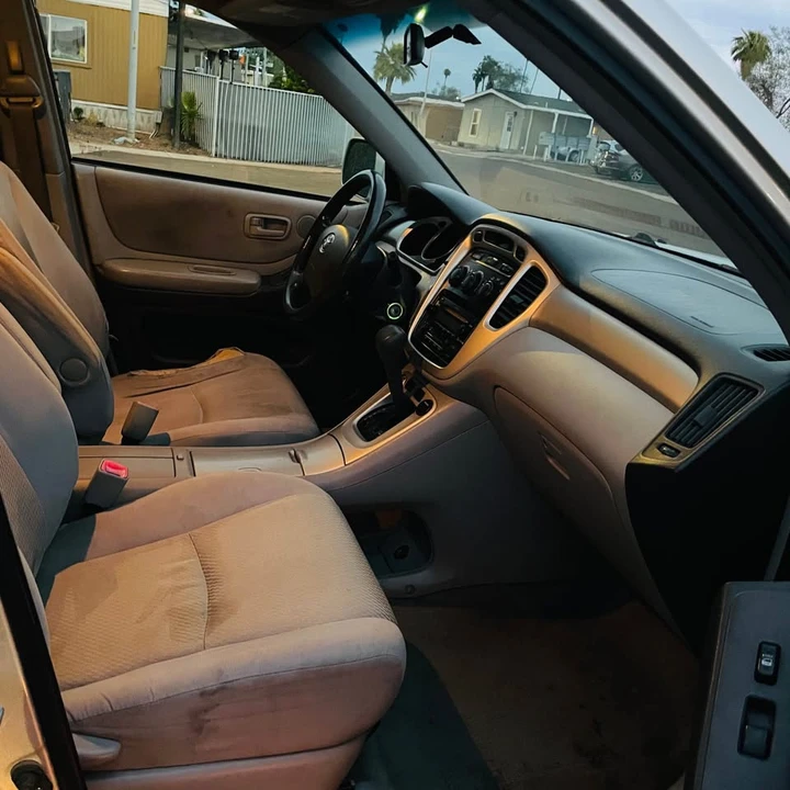 2005 Toyota Highlander - Image 6 of 7