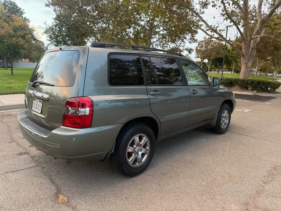 2005 Toyota Highlander - Image 5 of 10