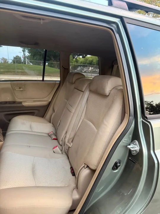 2005 Toyota Highlander - Image 7 of 10