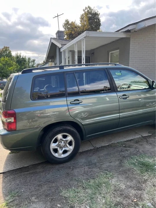 2005 Toyota Highlander - Image 7 of 11
