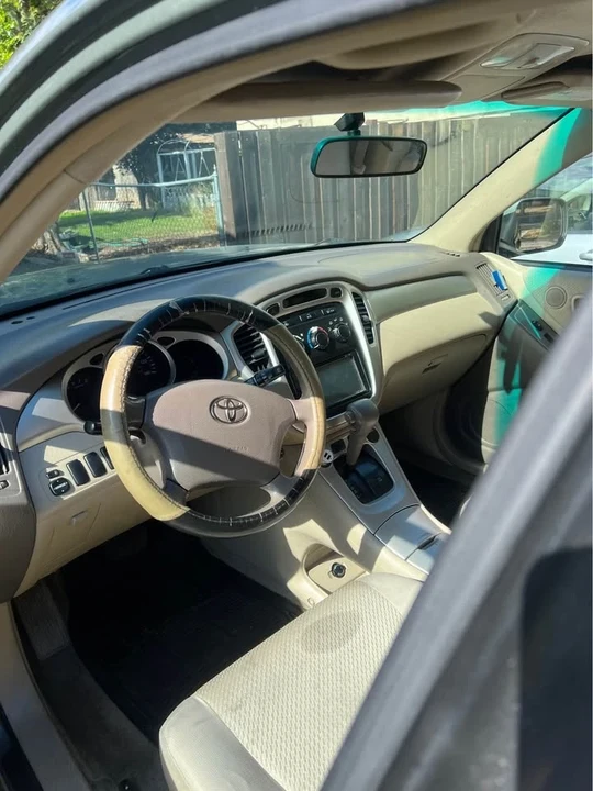 2005 Toyota Highlander - Image 4 of 11