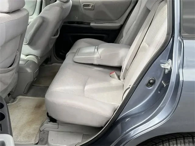 2005 Toyota Highlander - Image 13 of 20
