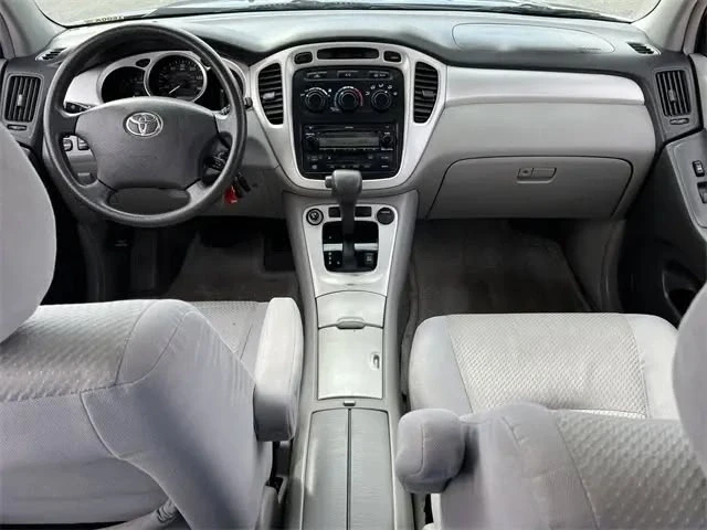 2005 Toyota Highlander - Image 15 of 20