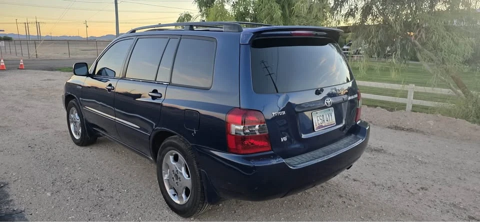 2005 Toyota Highlander - Image 7 of 8