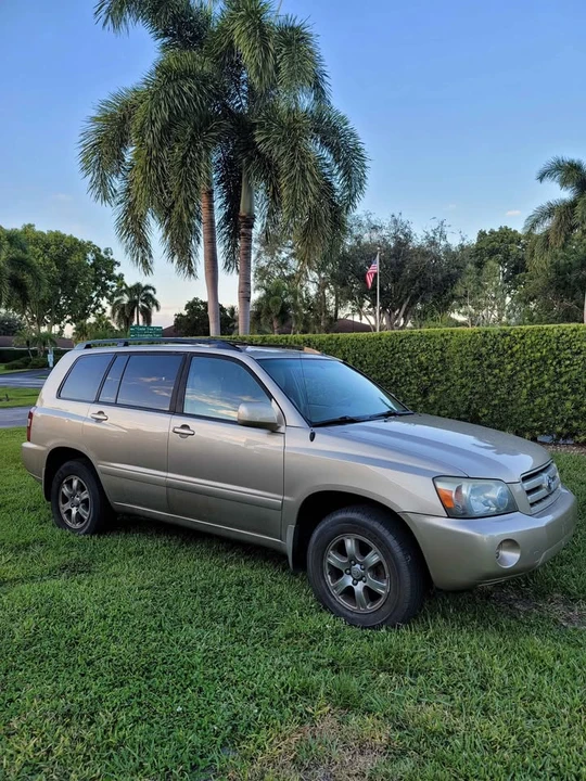 2005 Toyota Highlander - Image 5 of 16