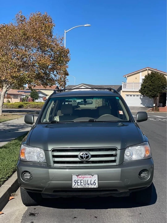 2005 Toyota Highlander - Image 2 of 10