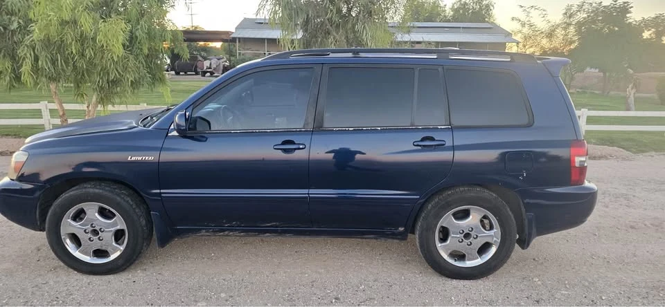 2005 Toyota Highlander - Image 4 of 8