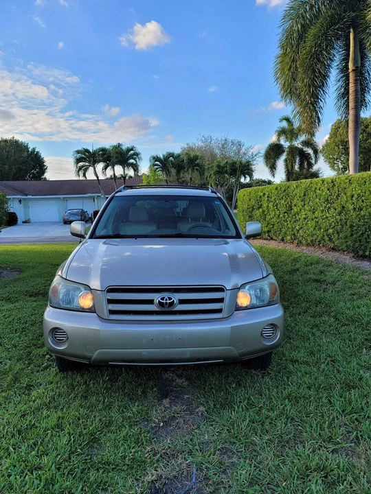 2005 Toyota Highlander - Image 14 of 16