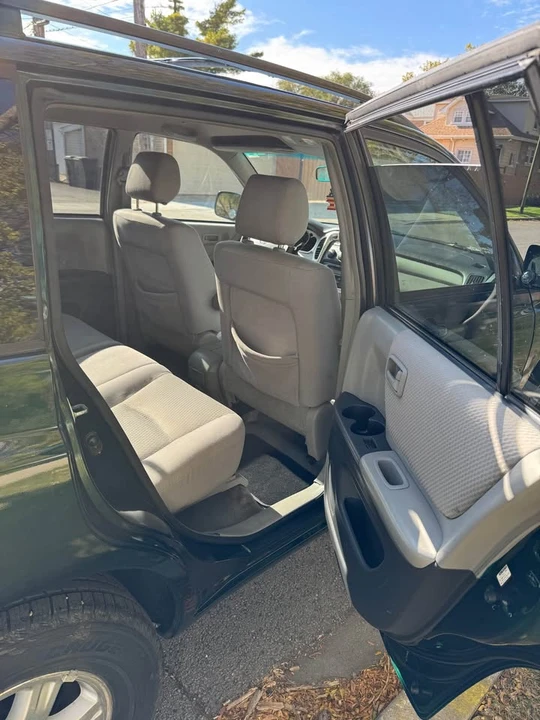2005 Toyota Highlander - Image 19 of 20