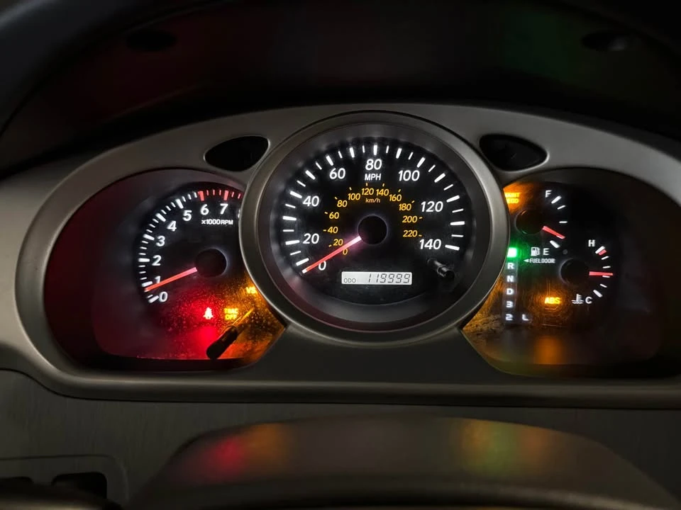 2005 Toyota Highlander - Image 20 of 20