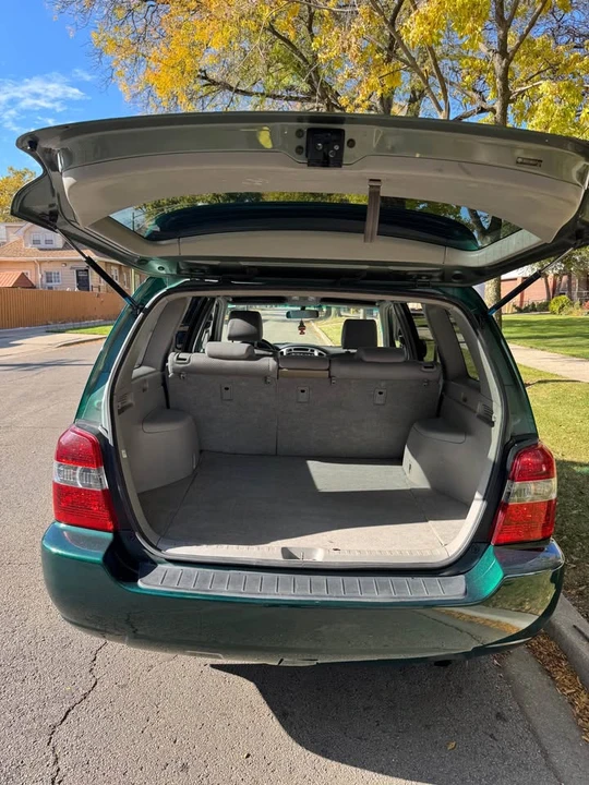 2005 Toyota Highlander - Image 14 of 20