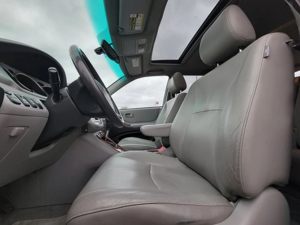 2005 Toyota Highlander - Image 15 of 19