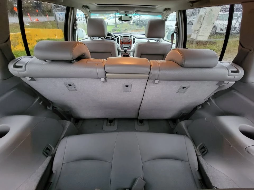 2005 Toyota Highlander - Image 13 of 19