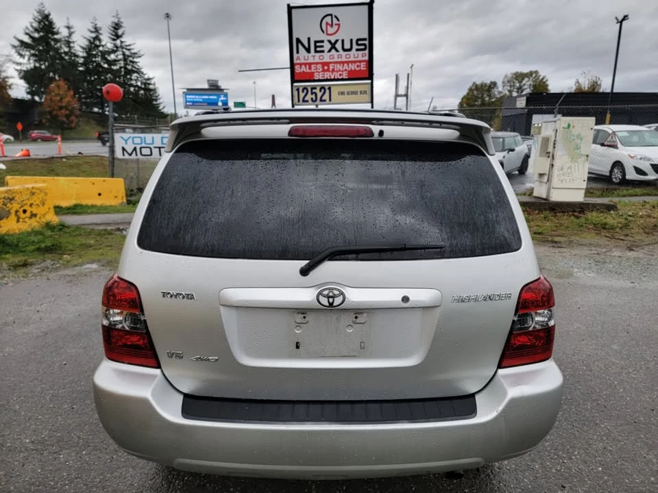 2005 Toyota Highlander - Image 8 of 19