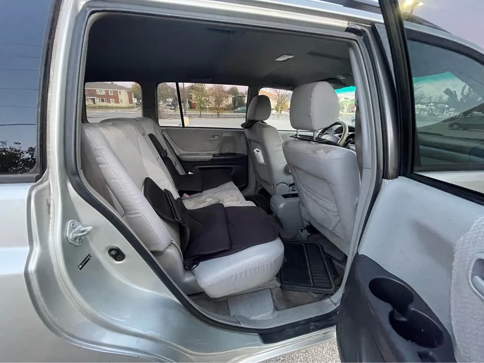 2005 Toyota Highlander - Image 7 of 13