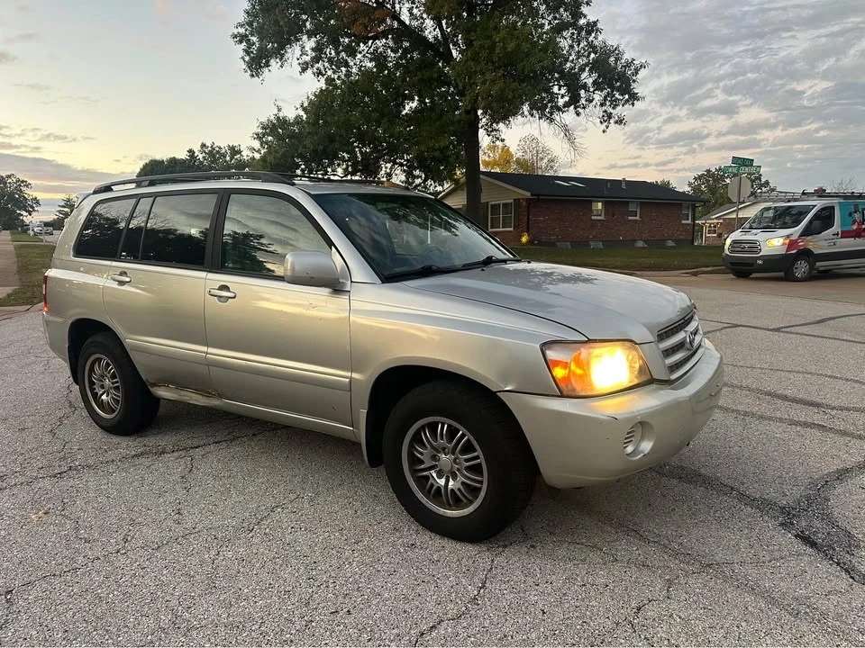 2005 Toyota Highlander - Image 2 of 7