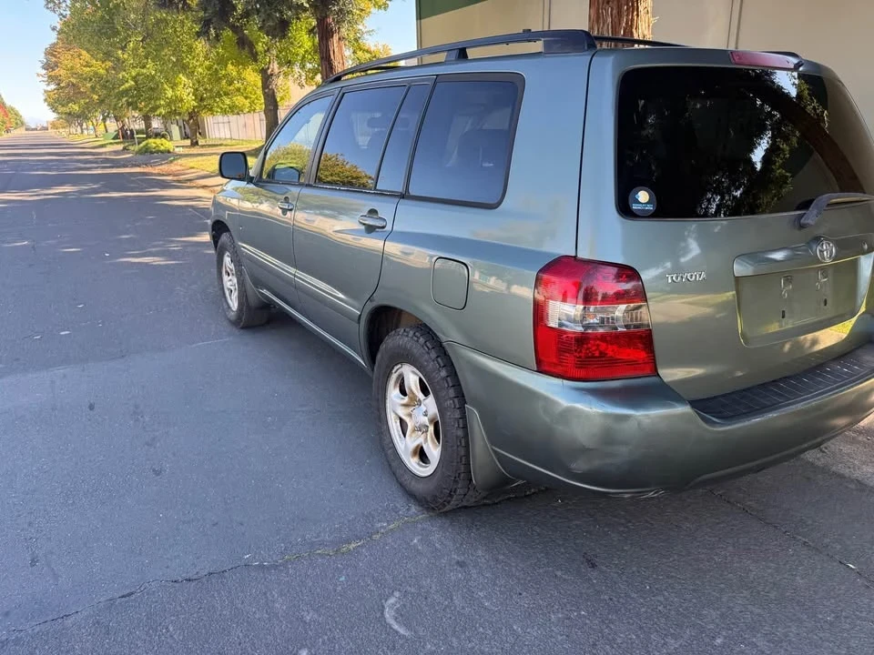 2005 Toyota Highlander - Image 6 of 12