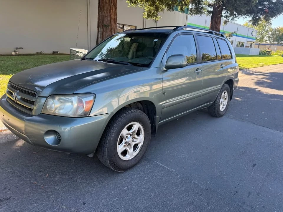 2005 Toyota Highlander - Image 7 of 12