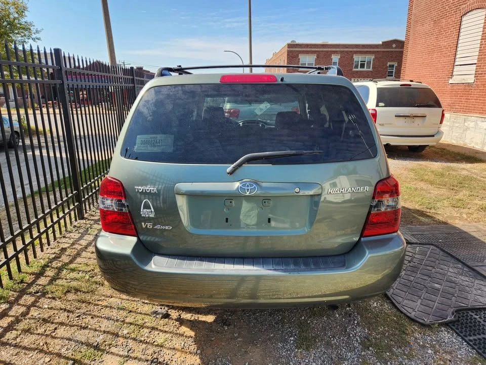 2005 Toyota Highlander - Image 5 of 5