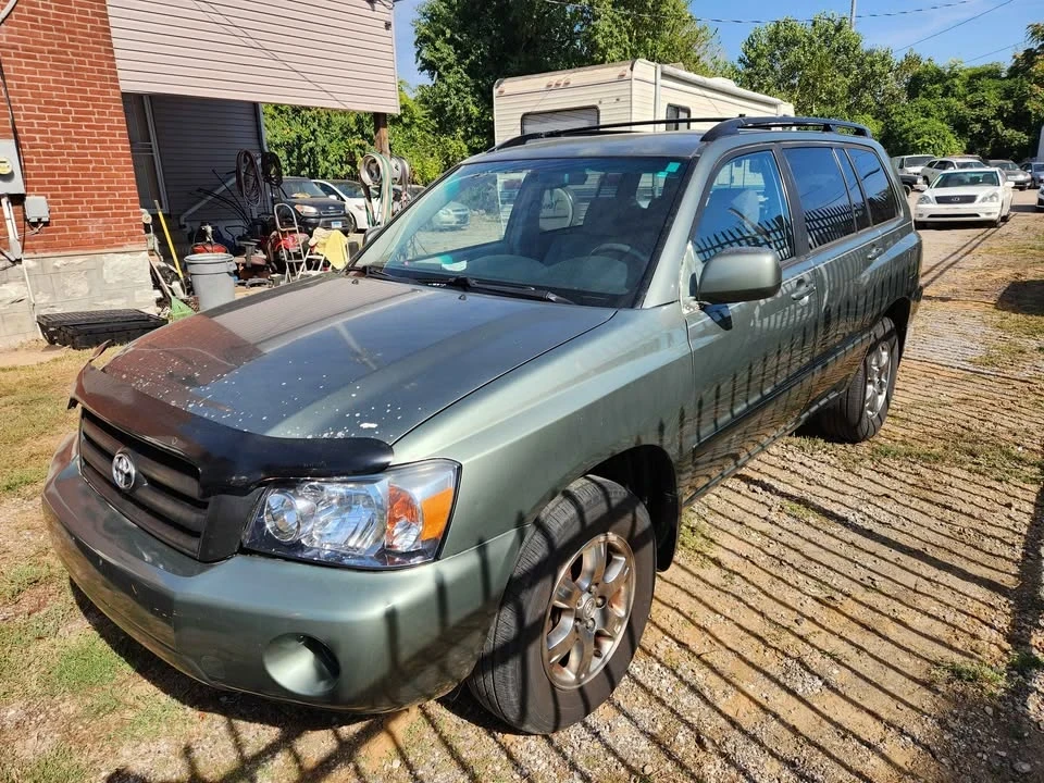 2005 Toyota Highlander - Image 2 of 5