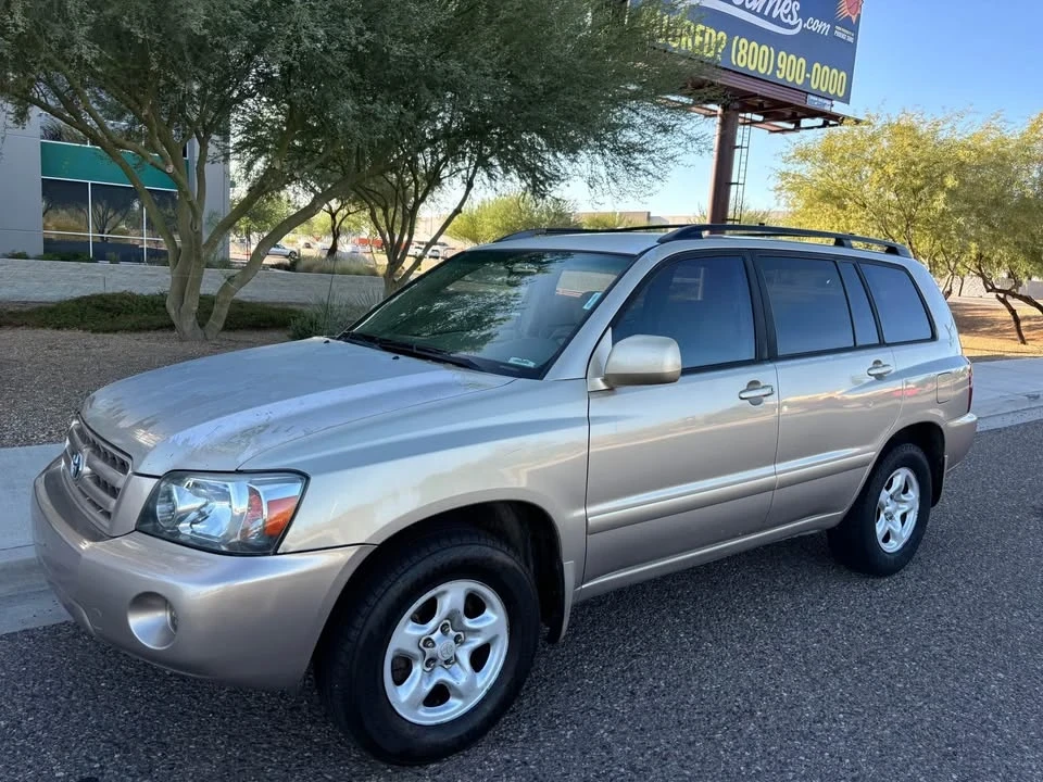 2005 Toyota Highlander - Image 4 of 10