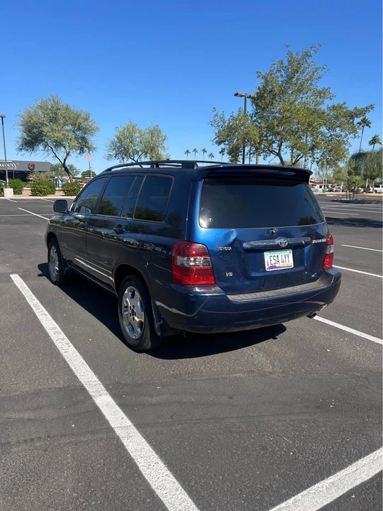 2005 Toyota Highlander - Image 4 of 8