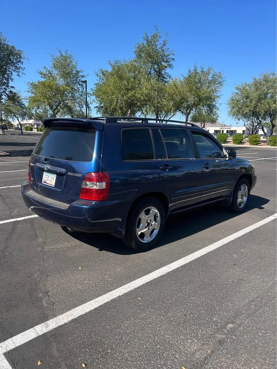 2005 Toyota Highlander - Image 3 of 8