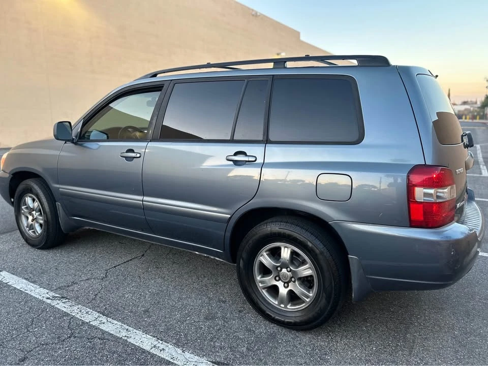 2005 Toyota Highlander - Image 4 of 17