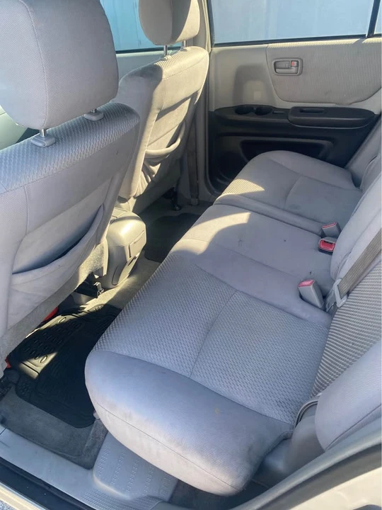 2005 Toyota Highlander - Image 2 of 7