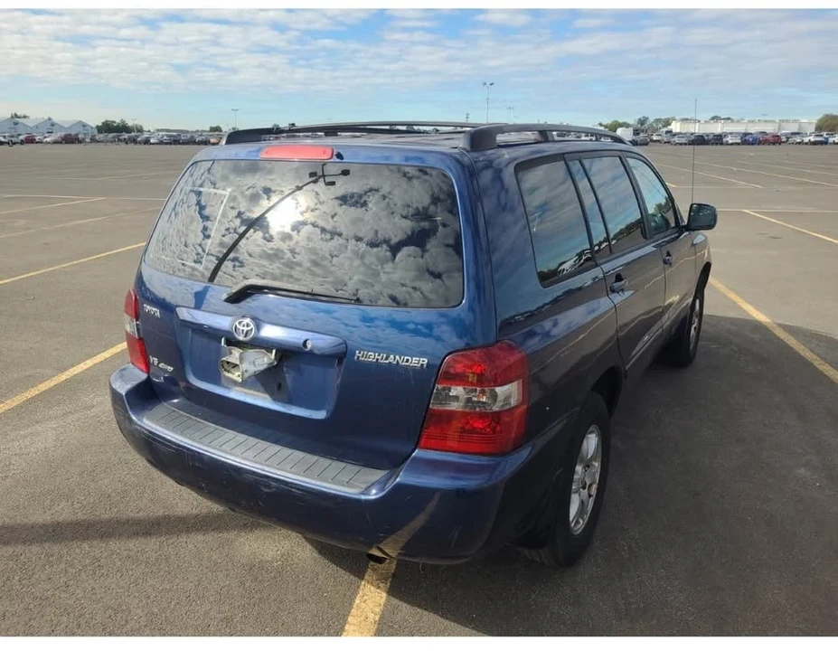 2005 Toyota Highlander - Image 4 of 14