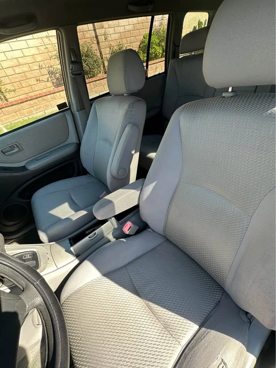 2005 Toyota Highlander - Image 11 of 11