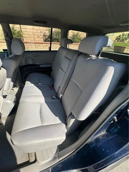 2005 Toyota Highlander - Image 10 of 11