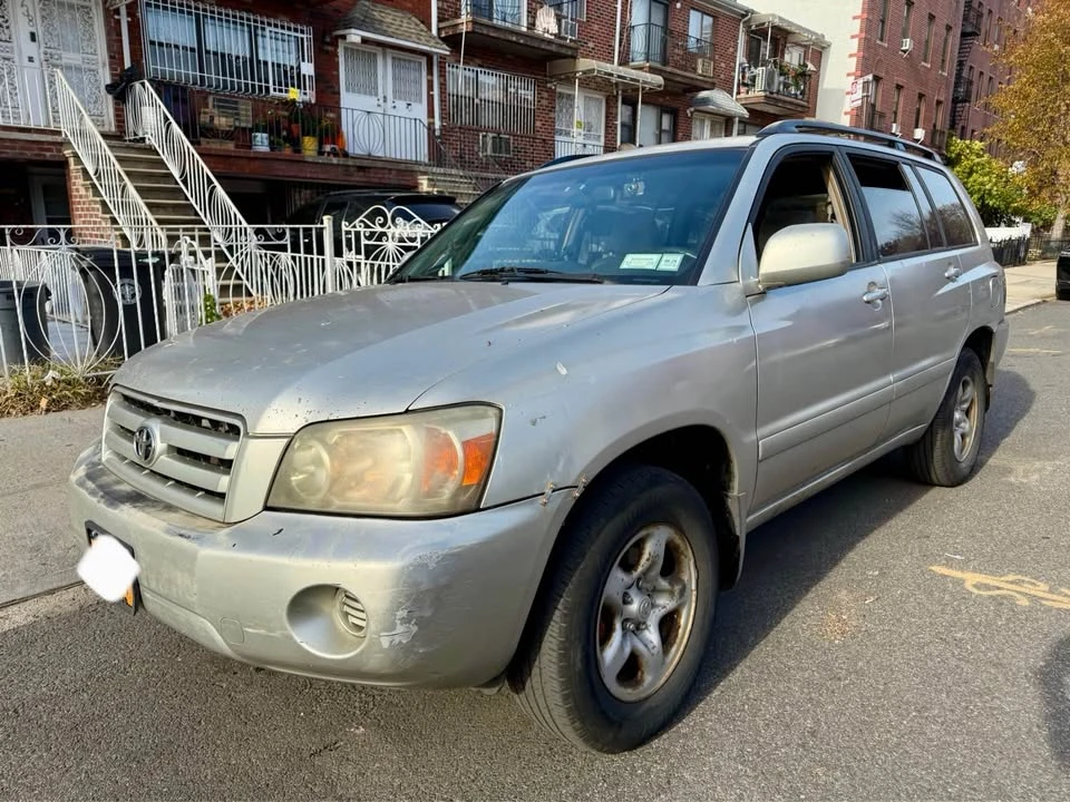 2005 Toyota Highlander - Image 4 of 11