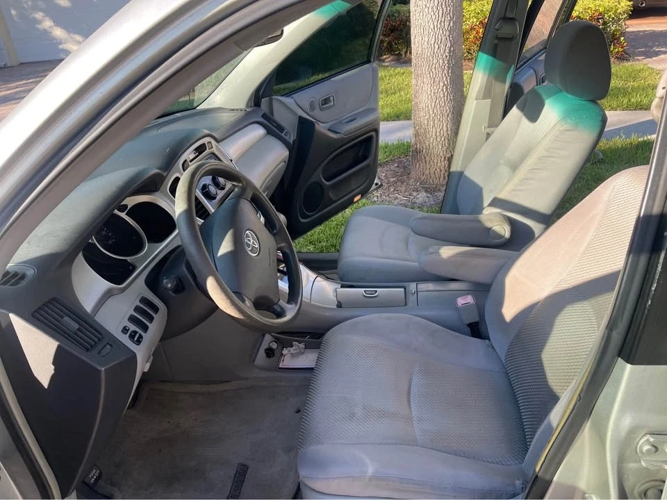 2005 Toyota Highlander - Image 3 of 4