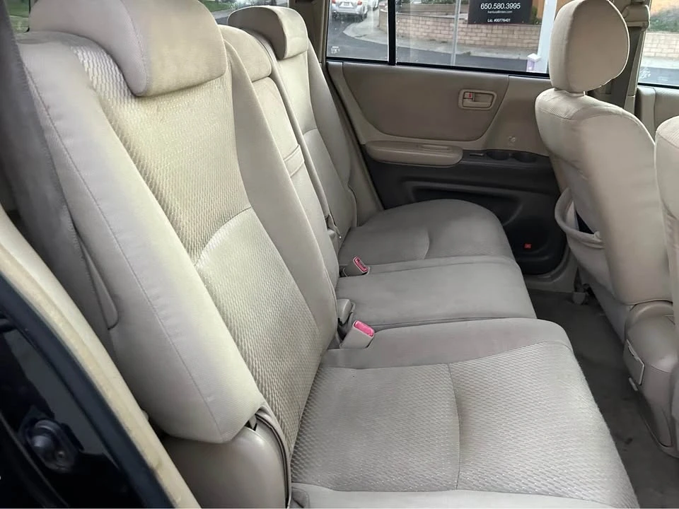 2005 Toyota Highlander - Image 15 of 17