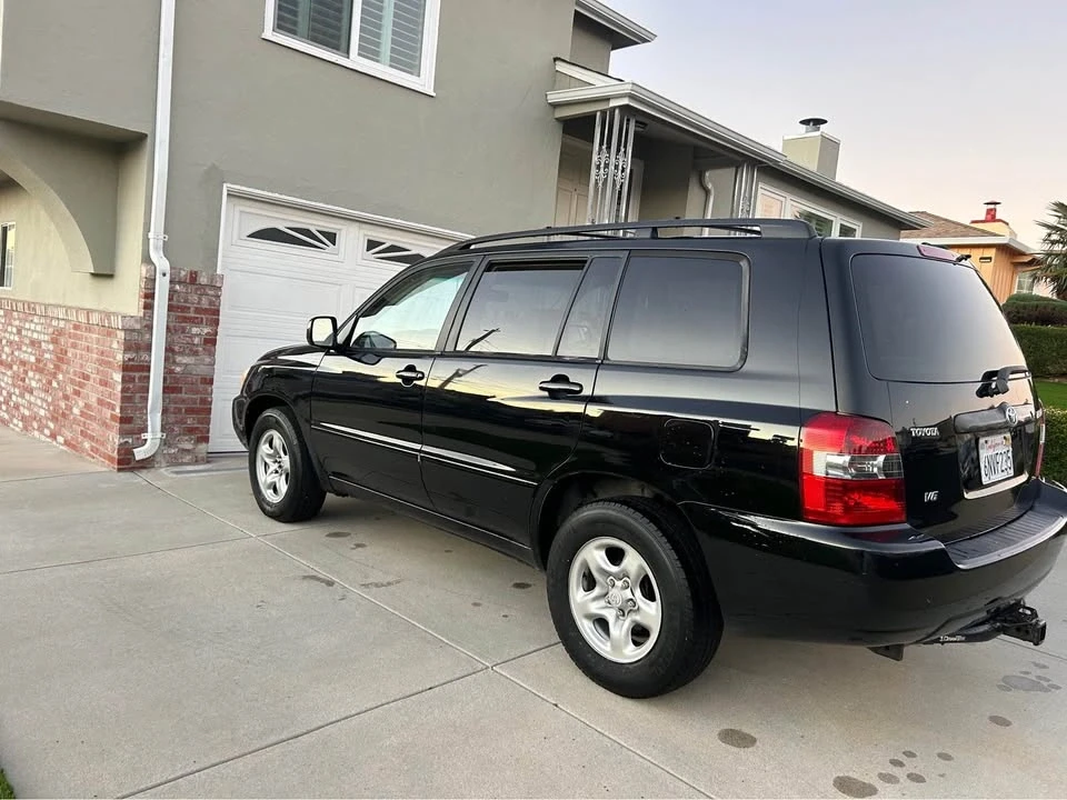 2005 Toyota Highlander - Image 9 of 17