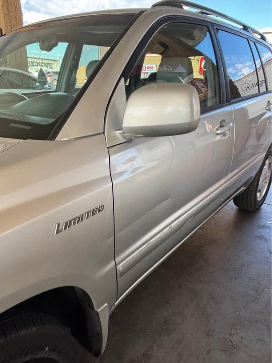 2005 Toyota Highlander - Image 10 of 18