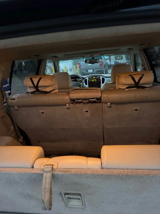 2005 Toyota Highlander - Image 6 of 10