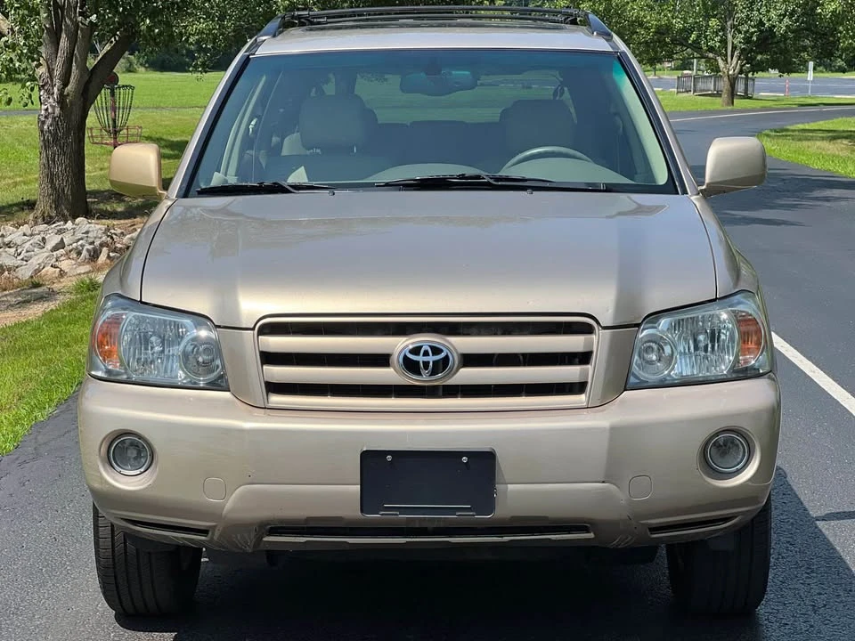 2005 Toyota Highlander - Image 8 of 20