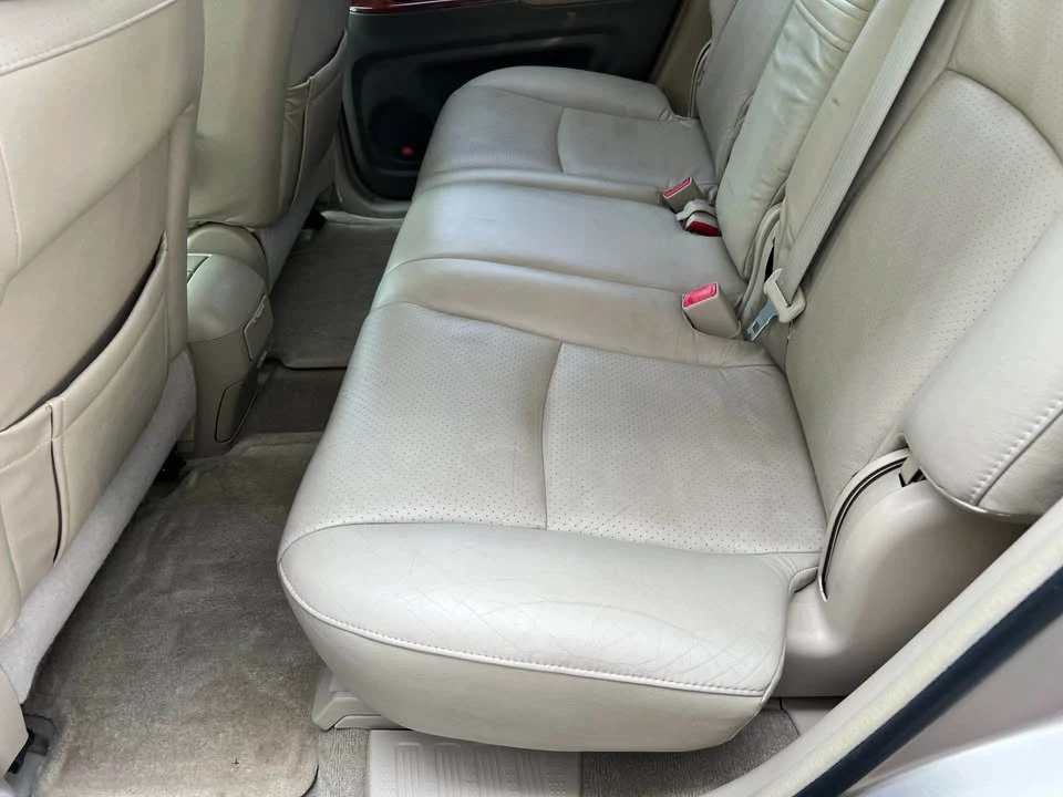 2005 Toyota Highlander - Image 10 of 20