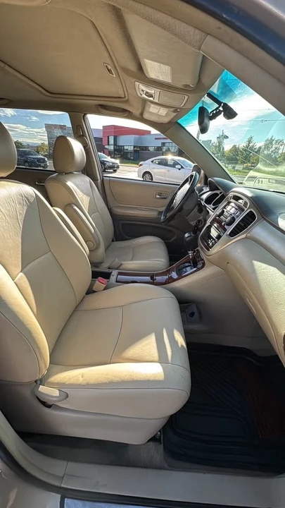 2005 Toyota Highlander - Image 5 of 5
