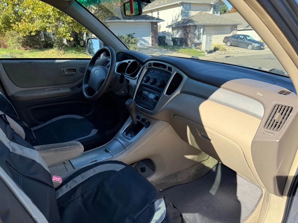 2005 Toyota Highlander - Image 7 of 12